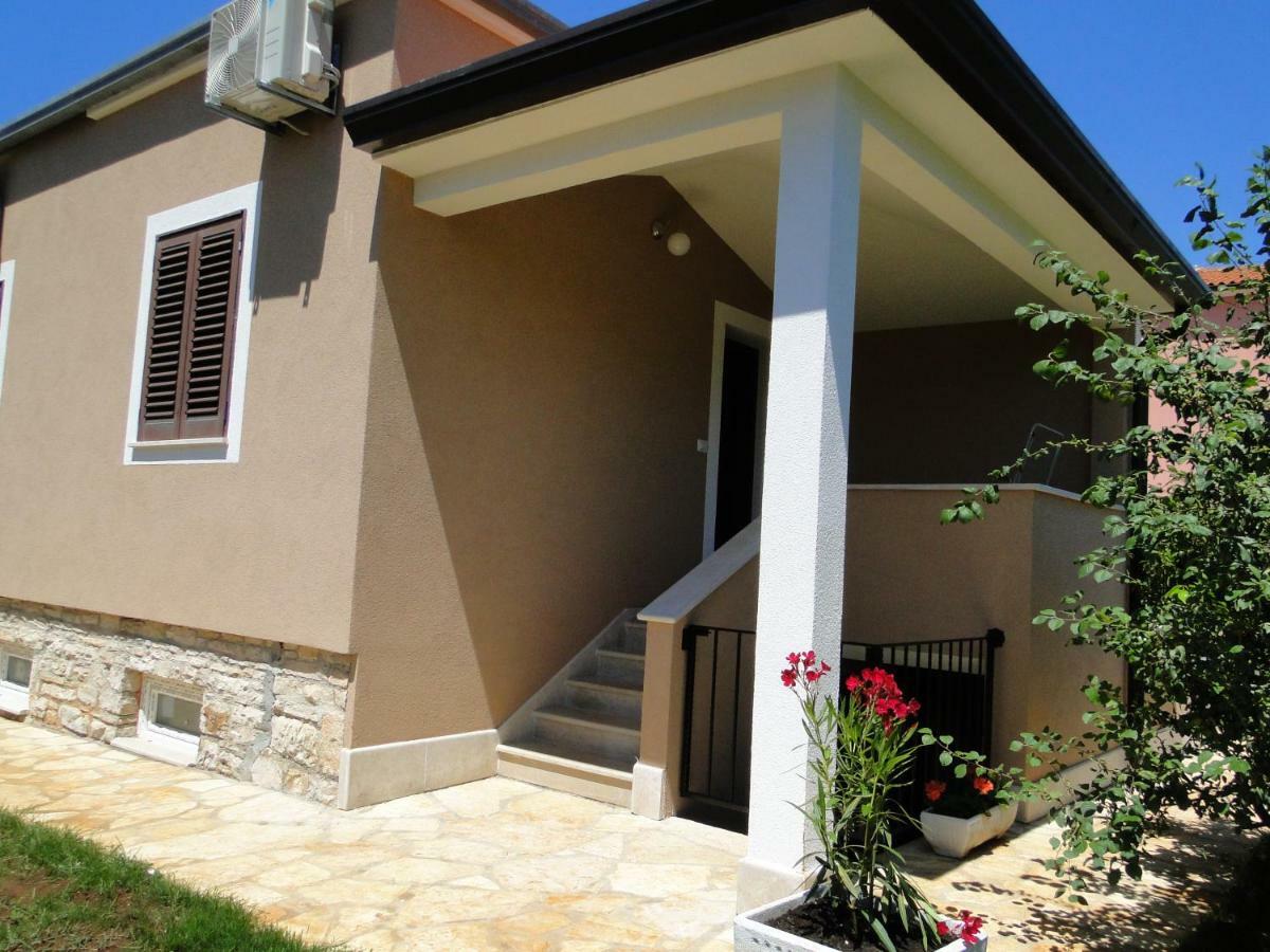 Apartment Pino Ουμάγκ Εξωτερικό φωτογραφία